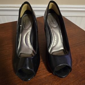 Black heels women's 8.5 wide